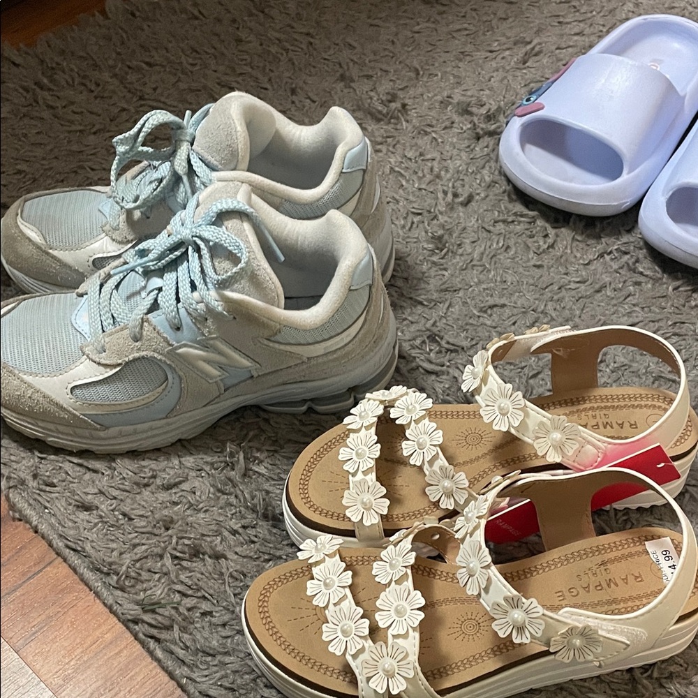 Girl shoe bundle read description